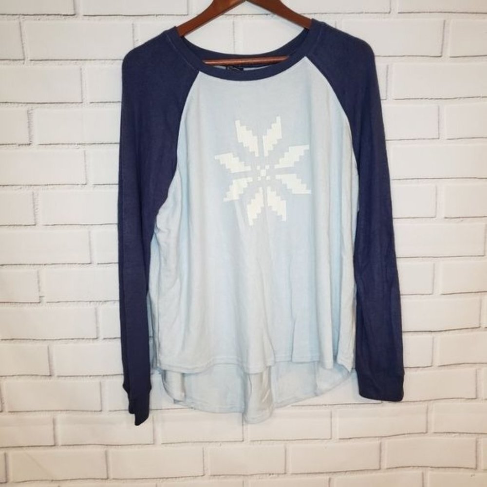 NWOT‎ Free Press Snowflake Top - Picture 2 of 7